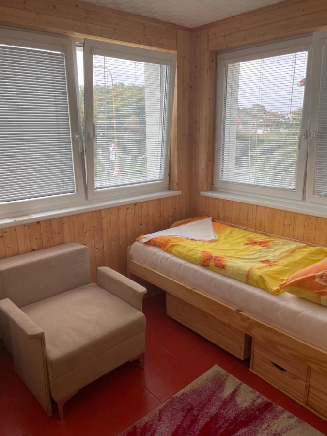 Hotel Penzion Fontana à Náměšť nad Oslavou Extérieur photo